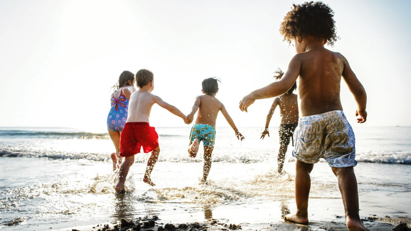 La spiaggia di Giulianova pulita e sicura per i bambini - Hotel Cristallo