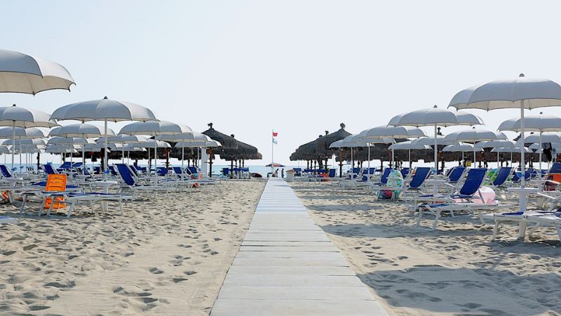 Spiaggia privata - Hotel Cristallo Giulianova